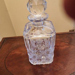 RARE VINTAGE 1977 JUBILEE CUT/ENGRAVED CRYSTAL DECANTUR